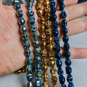 8x10mm Hämatit Schädel Perlen, Schädel Kopf Perlen, Hämatit Perlen, DIY Gothic Thema Schmuck, Über 40 Perlen, 15,5 ”Strang, AI-1274