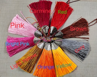 10 pieces Mala Tassels Pendants ,Silver Cap Whit Tassels , Decorative Tassels , jewelry tassels ,Antique Silver Cap Silk Tassels Charm.T-069