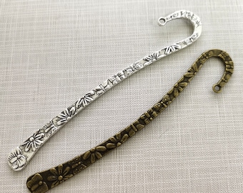 Flower Pattern Bookmark  ,Antique Silver /Bronze Bookmark ,21x124mm Bookmark Findings ,Gift For Her, 5 - 10pcs Metal Bookmark ,BA-277