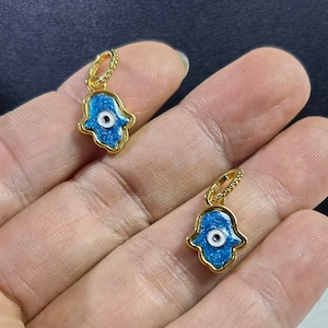 真鍮に金メッキ、エナメル加工ハムサハンドチャーム、11 x 15 mm 神の手ファティマチャーム邪眼ハムサハンドチャーム、2～50個、BA- 1465