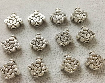 30pcs Perles de fleurs de lotus double face, perles d’espacement de lotus, perles népalaises, guérison, perles de yoga