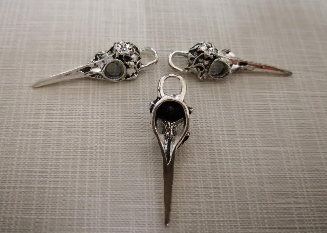 Ciondoli In Lega Di Peltro A Forma Di Teschio Di Corvo