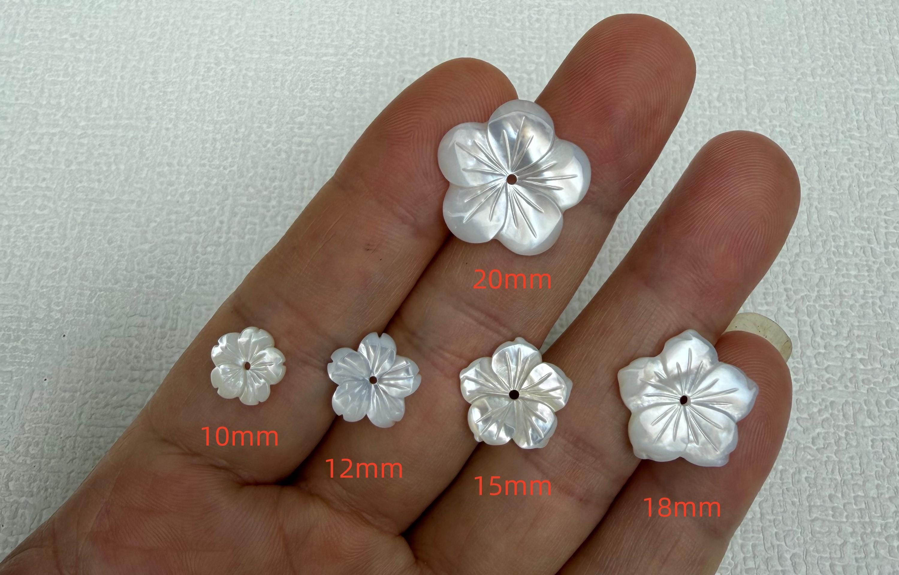 Natural Mother of Pearl Flower Shape Beads ,carved Shell Flower