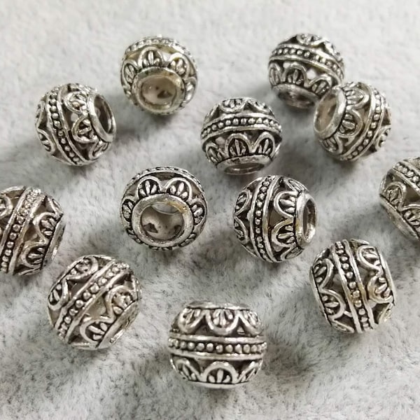 30pcs Perles d’espacement en métal, perles de grand trou, perles de style tibétain, perles d’espacement, perles d’argent antiques, accessoires de bijoux DIY, perles en gros