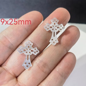 19x25mm Natural White Mother Of Pearl Cross Charms , Hollowed Out Cross Pendant ,Shell Cross Jewelry , Mop Cross Charm  , Findings ,BA- 1455