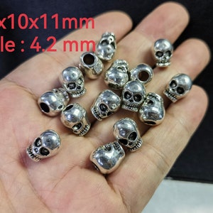 Antique Silver Skull Beads ,Skull Head Beads , Large Hole Skull Jewelry , DIY Gothic Theme Jewelry ,12x10x11mm Skull Charm ,30pcs ,BA1561