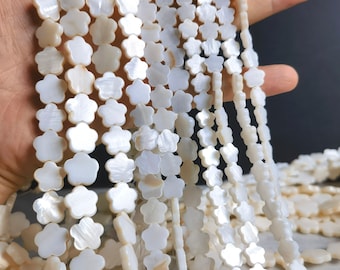 20 - 100pcs perles de fleur de nacre blanche, perles de vadrouille blanche de 10mm, perles de fleur de coquillage, résultats, trou 0.8mm, BA- 1104