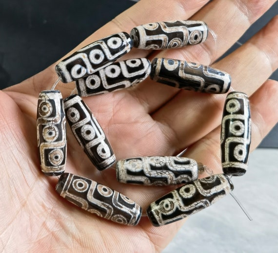 Tibetan clearance dzi beads