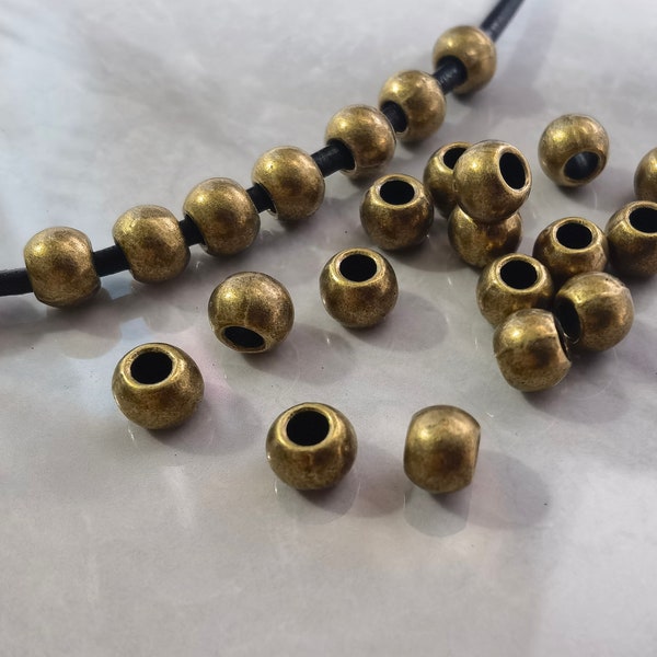 30 pièces grand trou lisses, perles de style tibétain, perles baril en bronze antique, perles d'espacement pour fûts 7 x 8 mm, trou 3,8 mm, BA-904