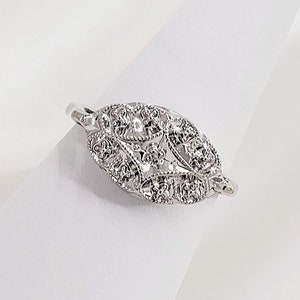 Wonderful Antique 1920's Art Deco Diamond & 10k White Gold Cocktail Ring Filigree Floral Orange Blossom Authentic Original Engagement