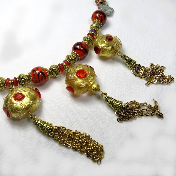Collier TRESOR VENITIEN parez vous d'or avec ces magnifiques perles de Murano anciennes...