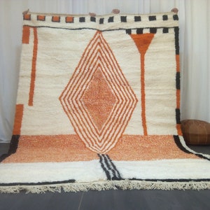 Beni ouarain Style from Morocco , ivory Handmade Moroccan Rug, Moroccan Berber Carpet - Morocco rug - Hand woven rug , Orange pattern