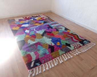 Hand Woven Wool Moroccan Rug: Berber Style, Multi Color (8.1"x5.1 ft)