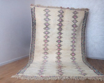 Handmade Moroccan Wool Rug: Pink Touch Berber Carpet