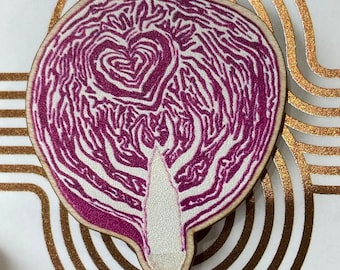 Cabbage Pin, vegetable pin, wooden pin, veggies, red cabbage, gifts under 15, wood pin, gardener, brooch, plants, farmer, kitchen, teacher
