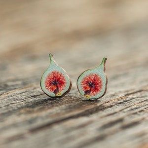 Fig stud earrings, fruit earrings, sustainable jewelry, eco friendly earrings, wood, gardener, Ficus, botanical, orchard, gardening, produce