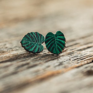 Monstera stud earrings, leaf earrings, sustainable jewelry, eco friendly earrings, houseplant earrings, hypoallergenic, wooden earrings