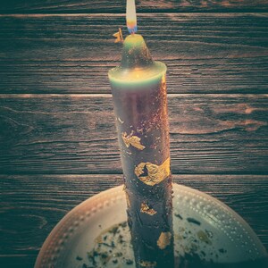 Prepared Money Magnet Candle  ( Lucero: Palo Mayombe Energy )