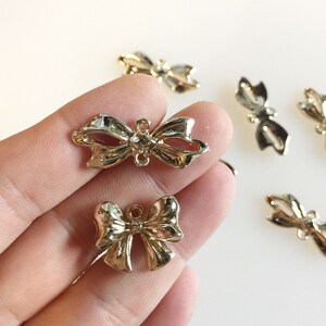 15stk. Ribbon Charm, Bandverbinder, 12K Vergoldete Zinklegierung