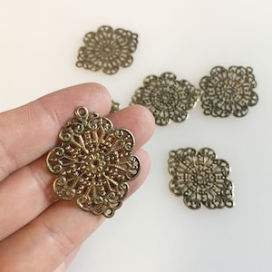 Filigree Charm, Filigree Pendant, Filigree Connector, Antique Brass Plated Steel, 30mmx36mm, 5pcs.