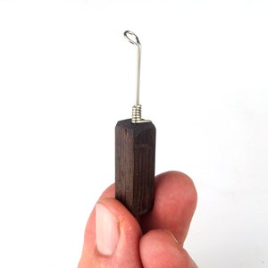 Cure-oreille zéro déchet réutilisable en bois image 3