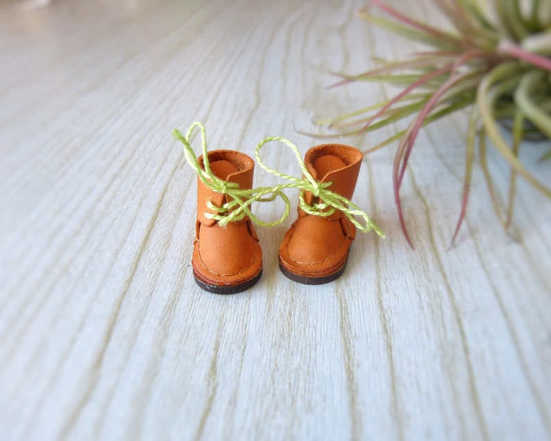 Middie Blythe shoes pattern DIY leather boots for middie Middie Blythe shoes pattern DIY leather boots for middie