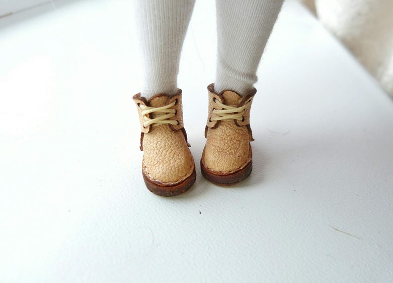 Middie Blythe shoes pattern DIY leather boots for middie Middie Blythe shoes pattern DIY leather boots for middie