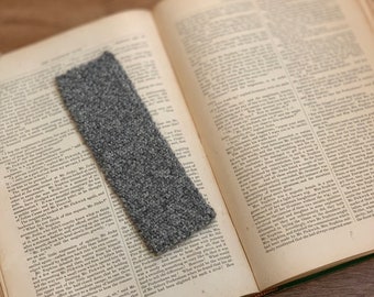 Knitted Bookmark