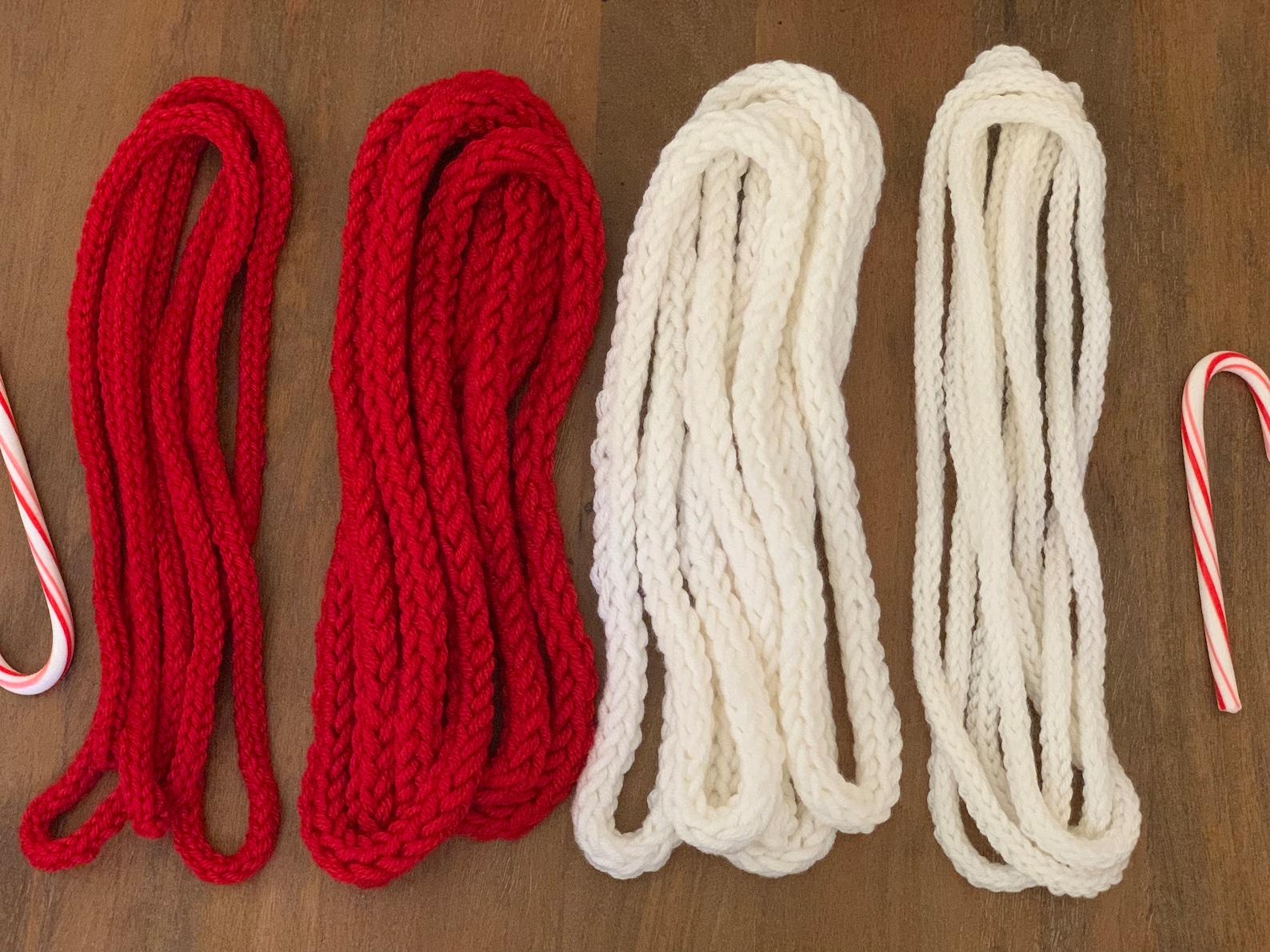 Large White Knit Christmas Tree Garland Etsy