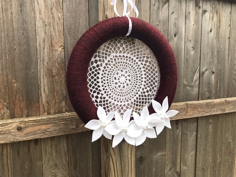 Holiday Wreath White Felt Poinsettia Wreath Felt Flower Wreath White Poinsettia Wreath Door Decor Poinsettia Decor Holiday Decor