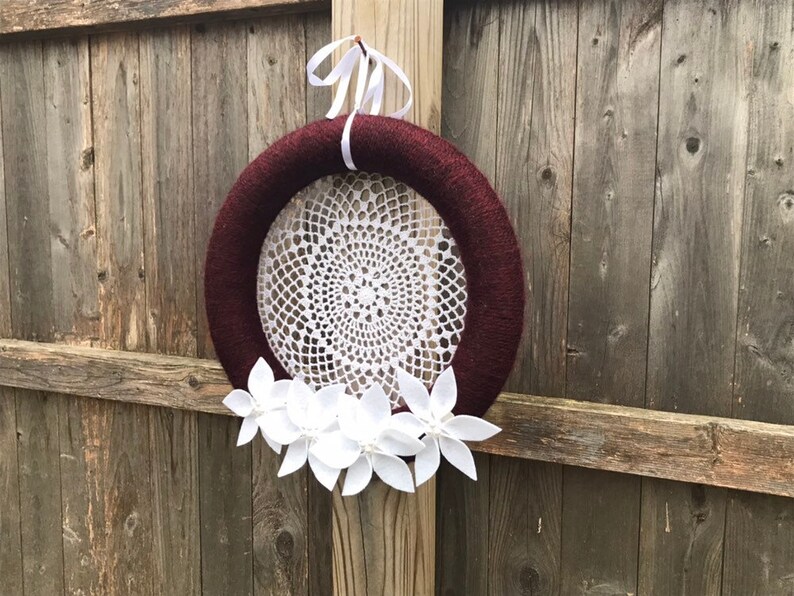 Holiday Wreath White Felt Poinsettia Wreath Felt Flower Wreath White Poinsettia Wreath Door Decor Poinsettia Decor Holiday Decor