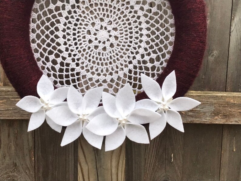 Holiday Wreath White Felt Poinsettia Wreath Felt Flower Wreath White Poinsettia Wreath Door Decor Poinsettia Decor Holiday Decor