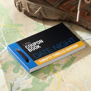 Carnet de rendez-vous Thrifty Thrills - Économique, idées romantiques créatives, activités pour couple abordables, cartes, cadeau unique pour les tourtereaux