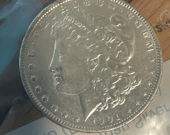 1901-P アメリカン モルガン シルバー USA ドル 90% .900AG グレード AU 26g 38 mm 本物保証 RockinEDC AUUS156