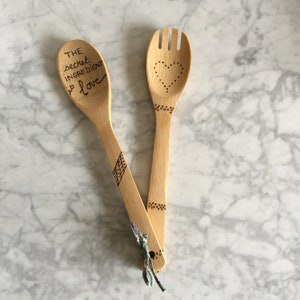 Personalized salad servers &quot;the secret ingredient is love&quot;, bamboo, liberty link