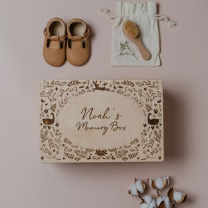 Caja de recuerdos Woodland personalizada