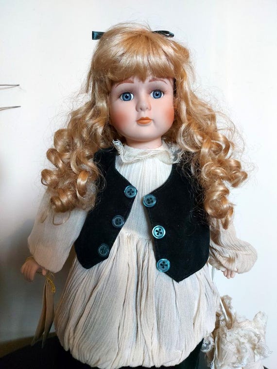 Jolie Poupée De Collection En Porcelaine - Taille 50, Modèle Ancien Vintage
