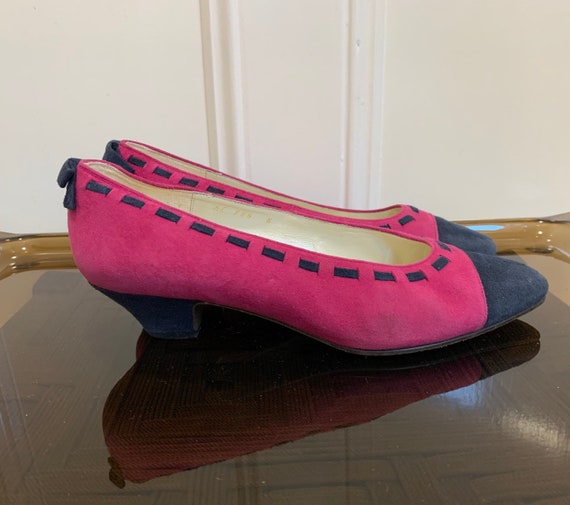 Vintage Courreges Paris Pink Suede Shoes with bow… - image 6