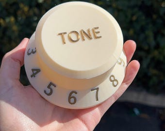 Aged White Guitar Knob Guitar Pick Holder (Large)