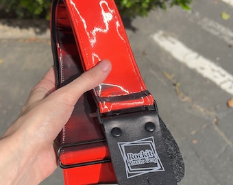 Correa de guitarra con cambio de color lenticular rojo y negro