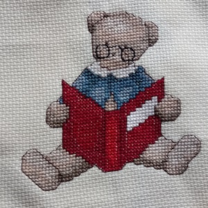 Boyds Bear counted cross stitch bear reading a book 5&quot; x 7&quot;