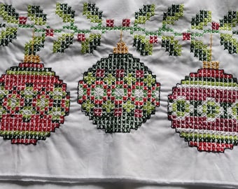 Bulb Table runner42 ins. x 13 ins.
