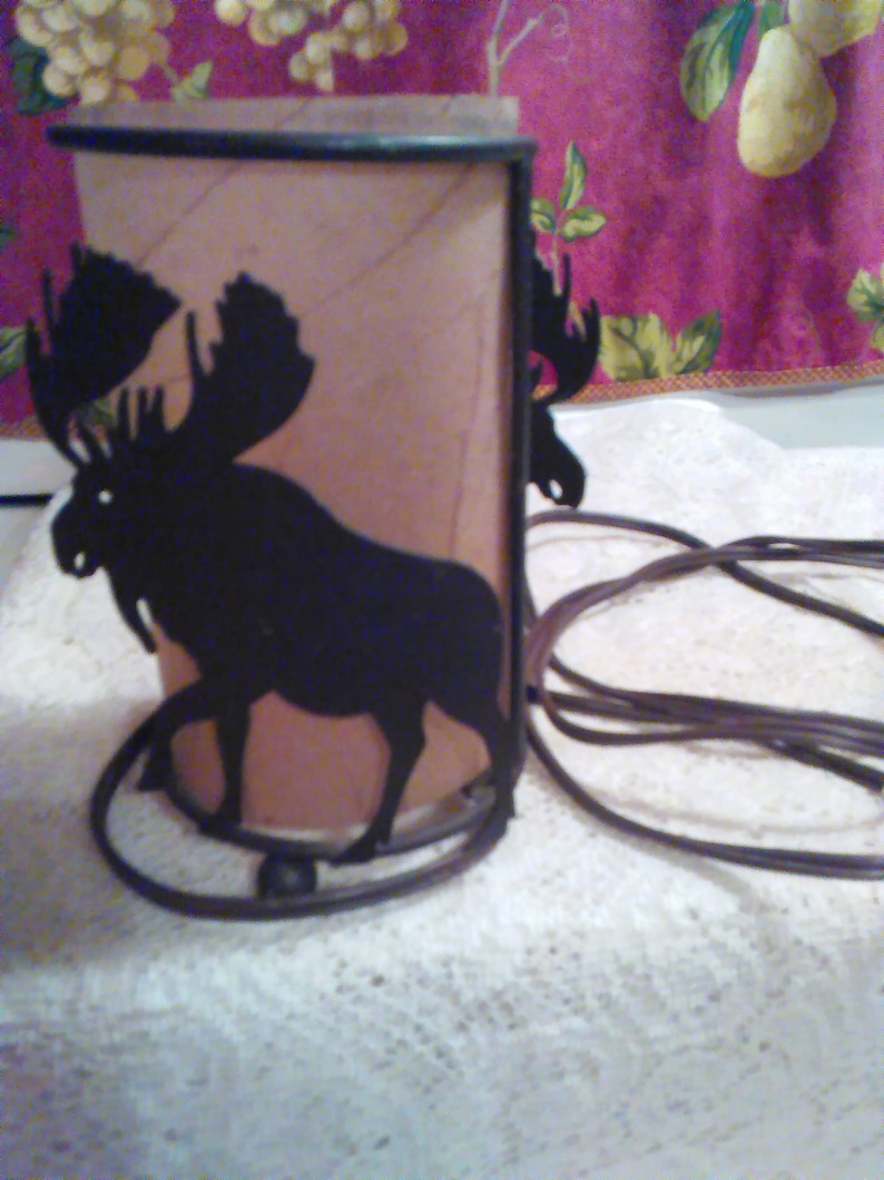 Metal Frame Small Moose Accent Lamp Vintage Moose is 3-D Tan Shade