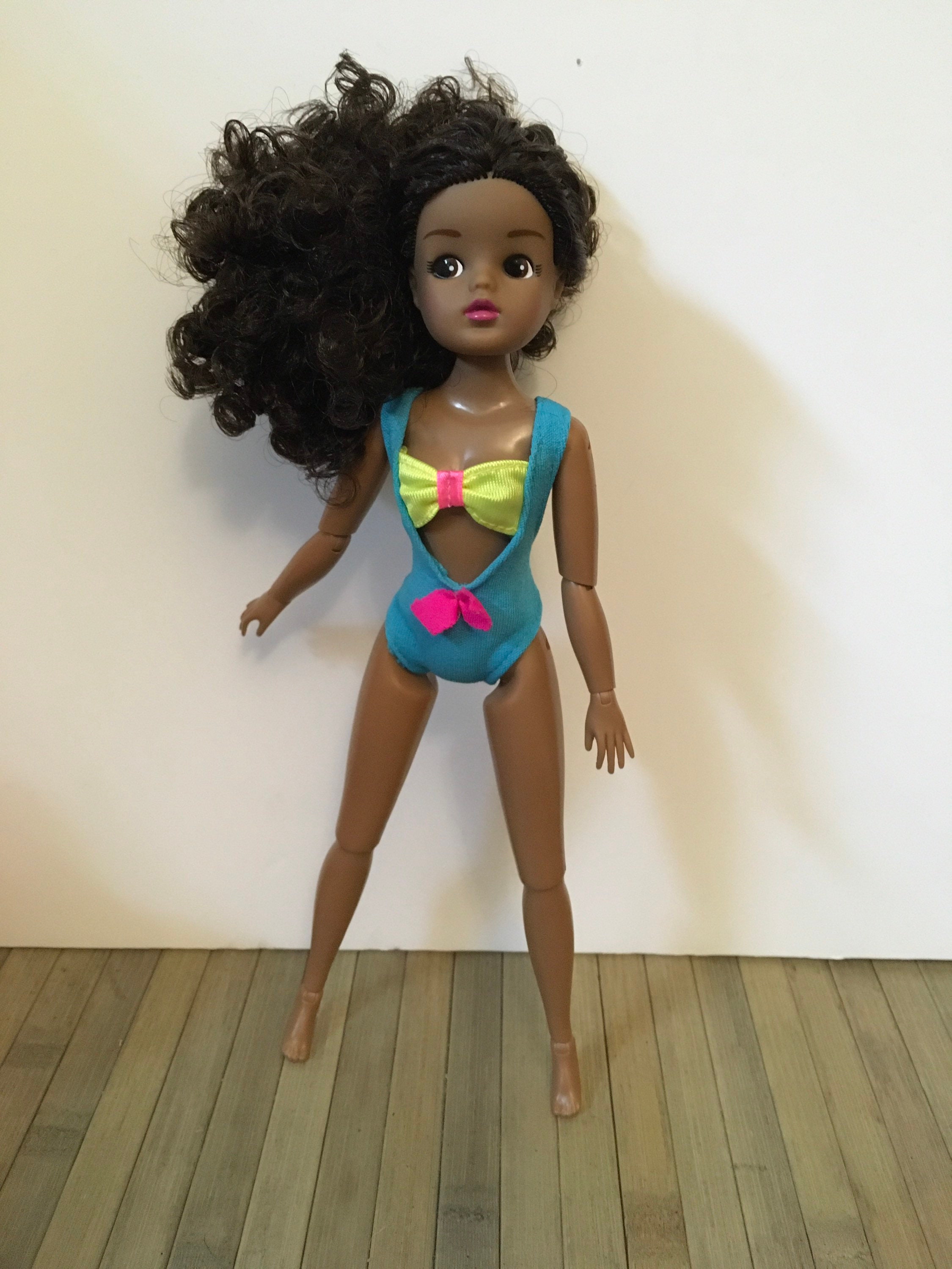 Vintage sindy haciendo olas colección 1991 hasbro traje de baño