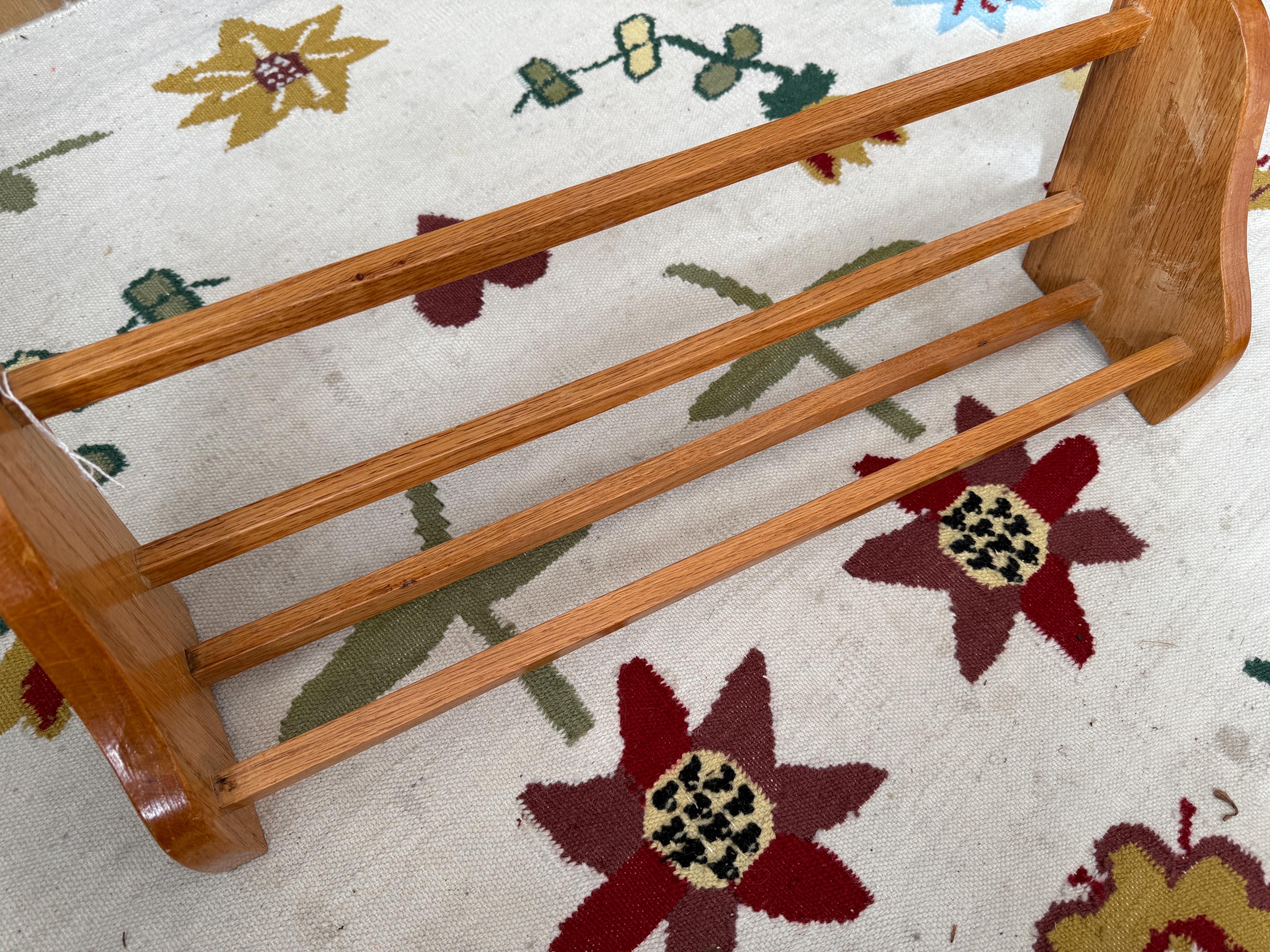 木製　古いブックスタンド　old book stand made of wood Primitive Wood Book Holder | Antique Farmhouse