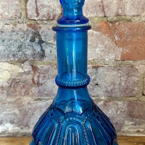 Vintage Italian Glass - Style L.E. Smith Moon and Stars blue Glass Decanter - Style Genie Empoli bottle glass - MCM