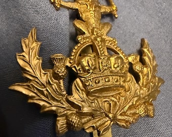 Armia Brytyjska; Odznaka na czapkę Royal Glasgow Yeomanry z motywem korony królowej