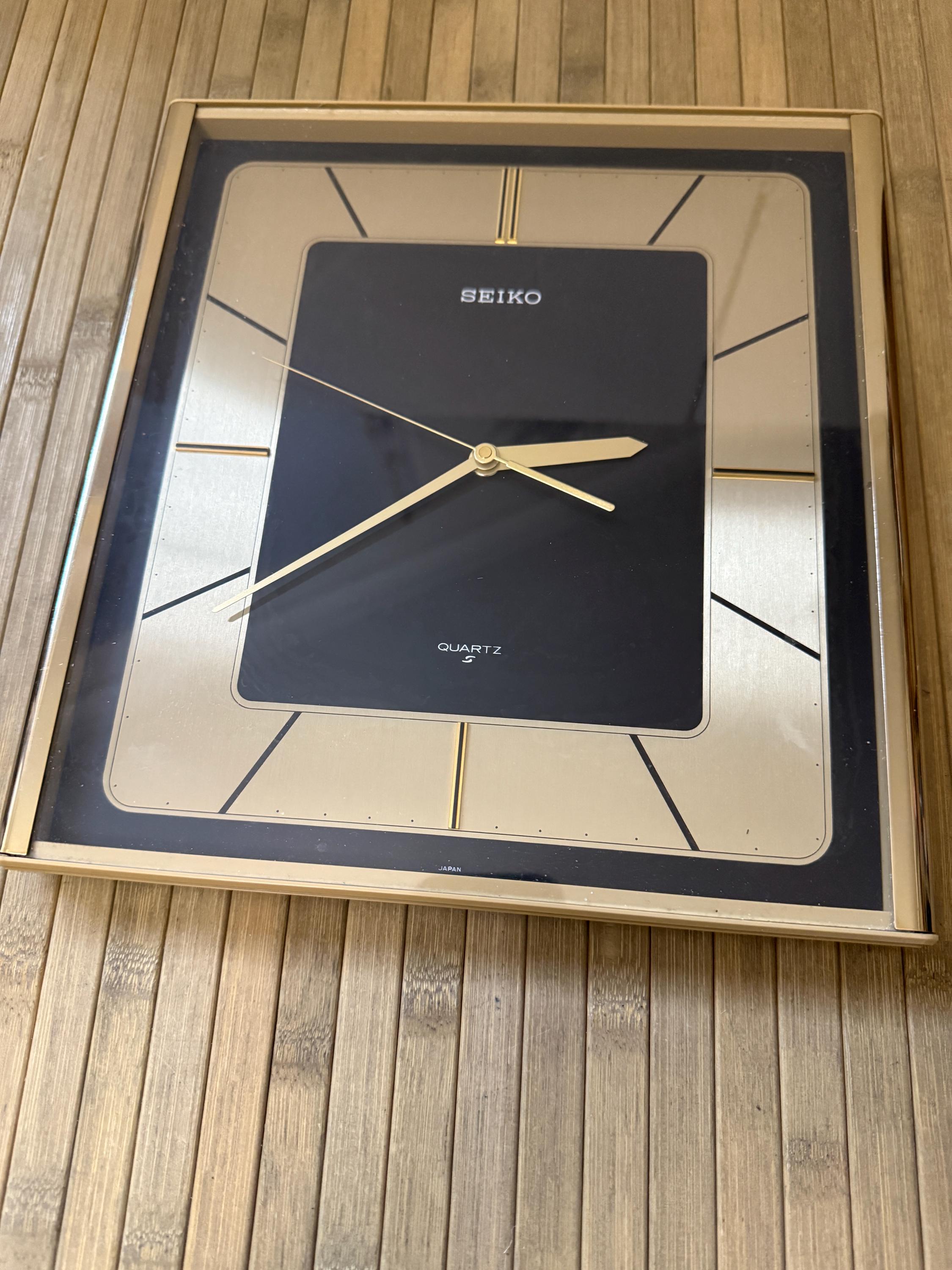 SEIKO vintage wooden 時計 ミッドセンチュリー モダン SEIKO vintage wooden 時計 ミッドセンチュリー モダン Amazon.com