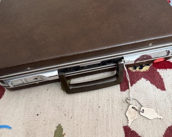 Vintage Echolac Briefcase With Keys - Office Ware - Etsy