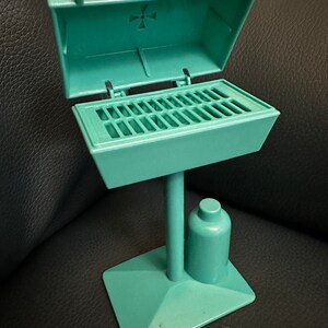 Vintage Meritus Barbecue / BBQ - Sindy / Barbie Doll scale - dated 1984